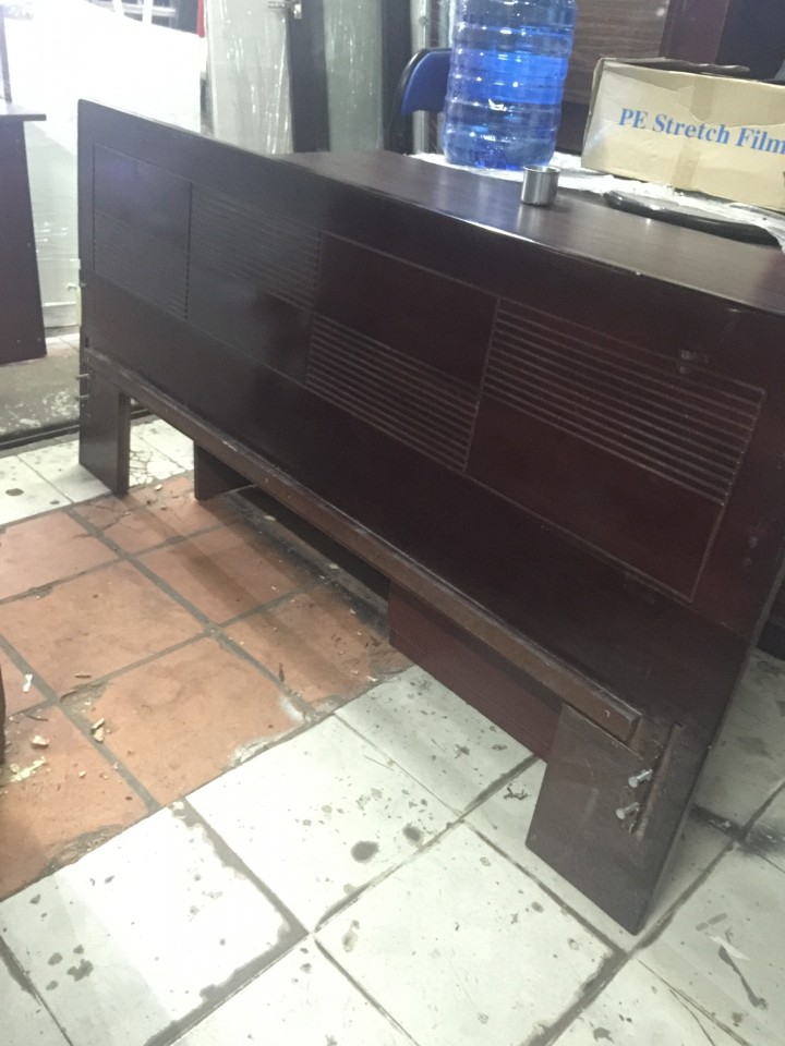 Thanh lý giường gỗ tự nhiên 1m6x2m